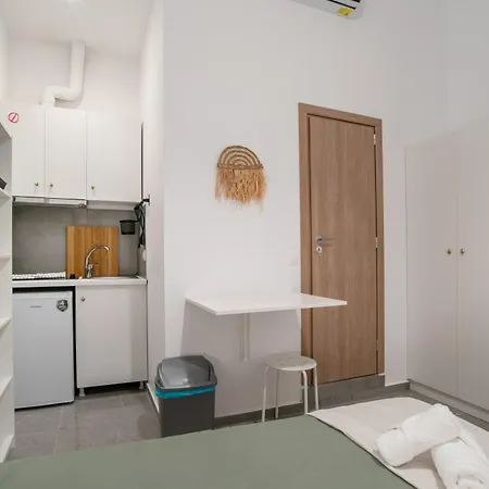 Olesia In Apartment Naousa (Paros)